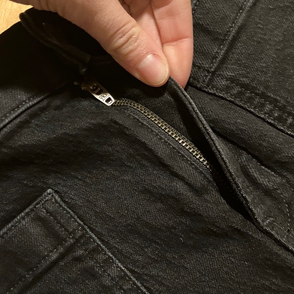 Madewell Black Emmett Denim Shorts - Picture 3 of 10